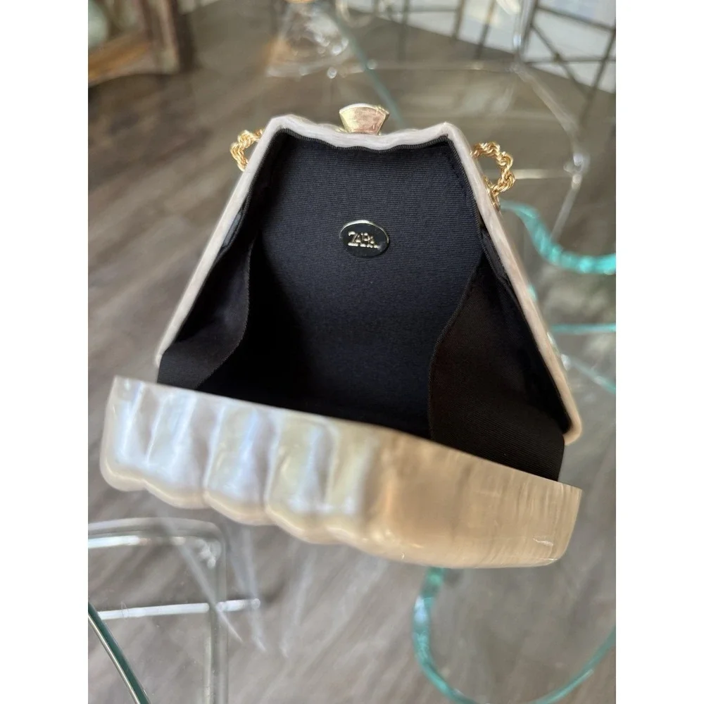 Zara Acrylic Pearl Seashell Gold‎ Chain Shell Scalloped Clutch Purse Bag